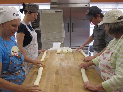 Baguette shaping class
