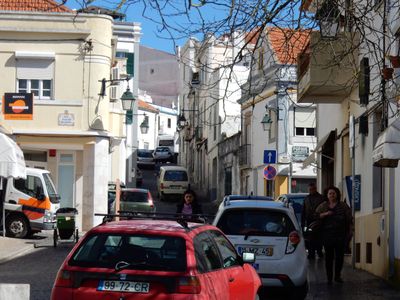bustling palmela